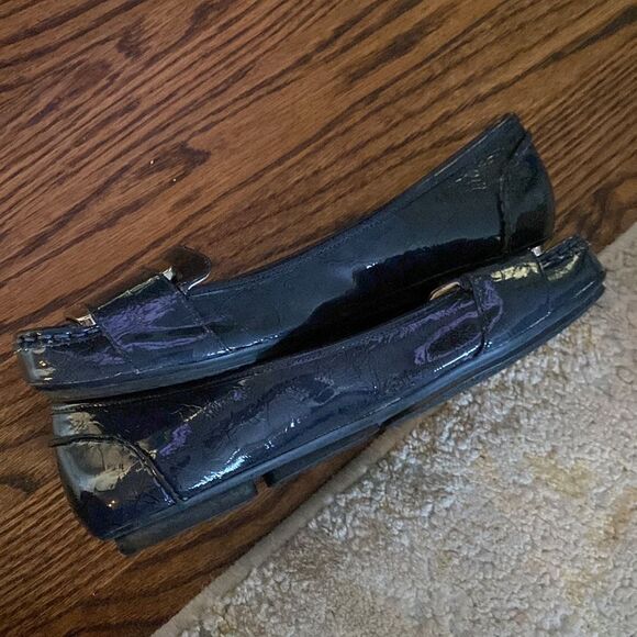 Calvin Klein Women’s 9 Buckle Slip On Ballet Pumps Navy Leather - Picture 6 of 7